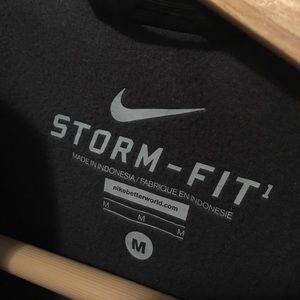 Nike men’s parka- storm fit one